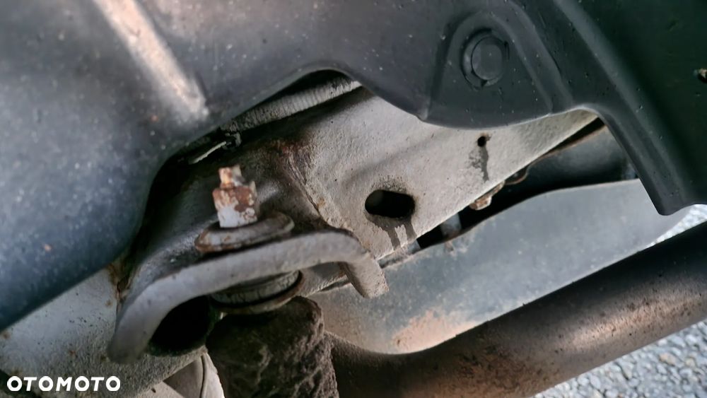 Suzuki Grand Vitara 2.0 TD Comfort - 23