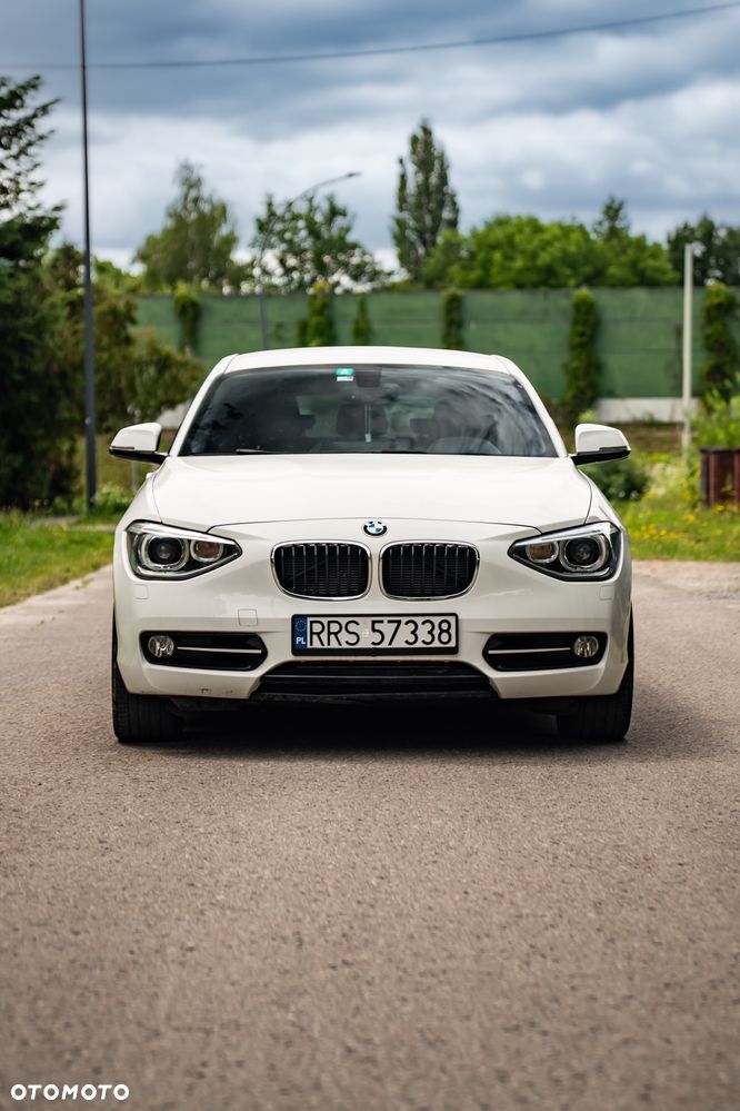 BMW Seria 1 118i Sport Line - 2