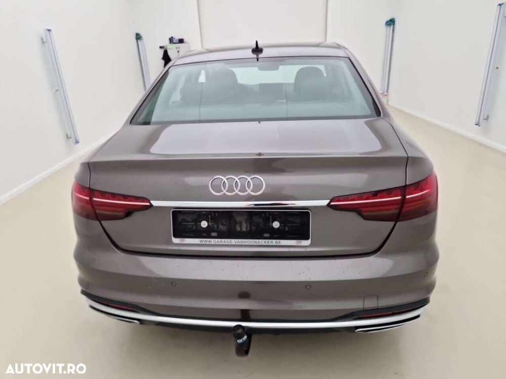 Audi A4 2.0 TDI S tronic - 3