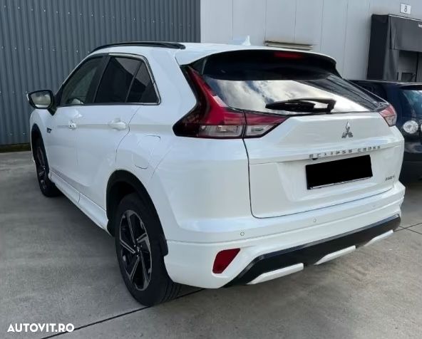 Mitsubishi Eclipse-Cross 4WD Select Black - 3