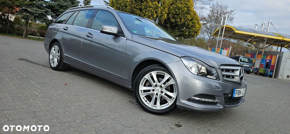 Mercedes-Benz Klasa C 180 Kompressor Automatik BlueEFFICIENCY Avantgarde - 2