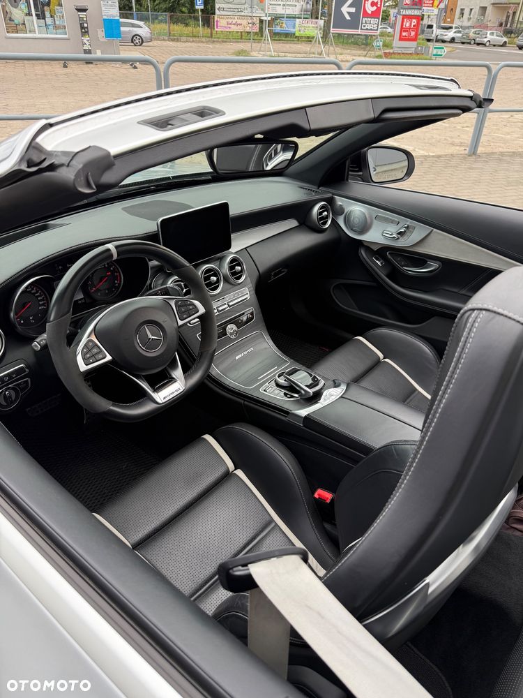 Mercedes-Benz Klasa C AMG 63 S AMG Speedshift 7G-MCT - 26