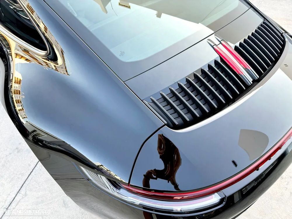 Porsche 911 (992) Carrera PDK - 48