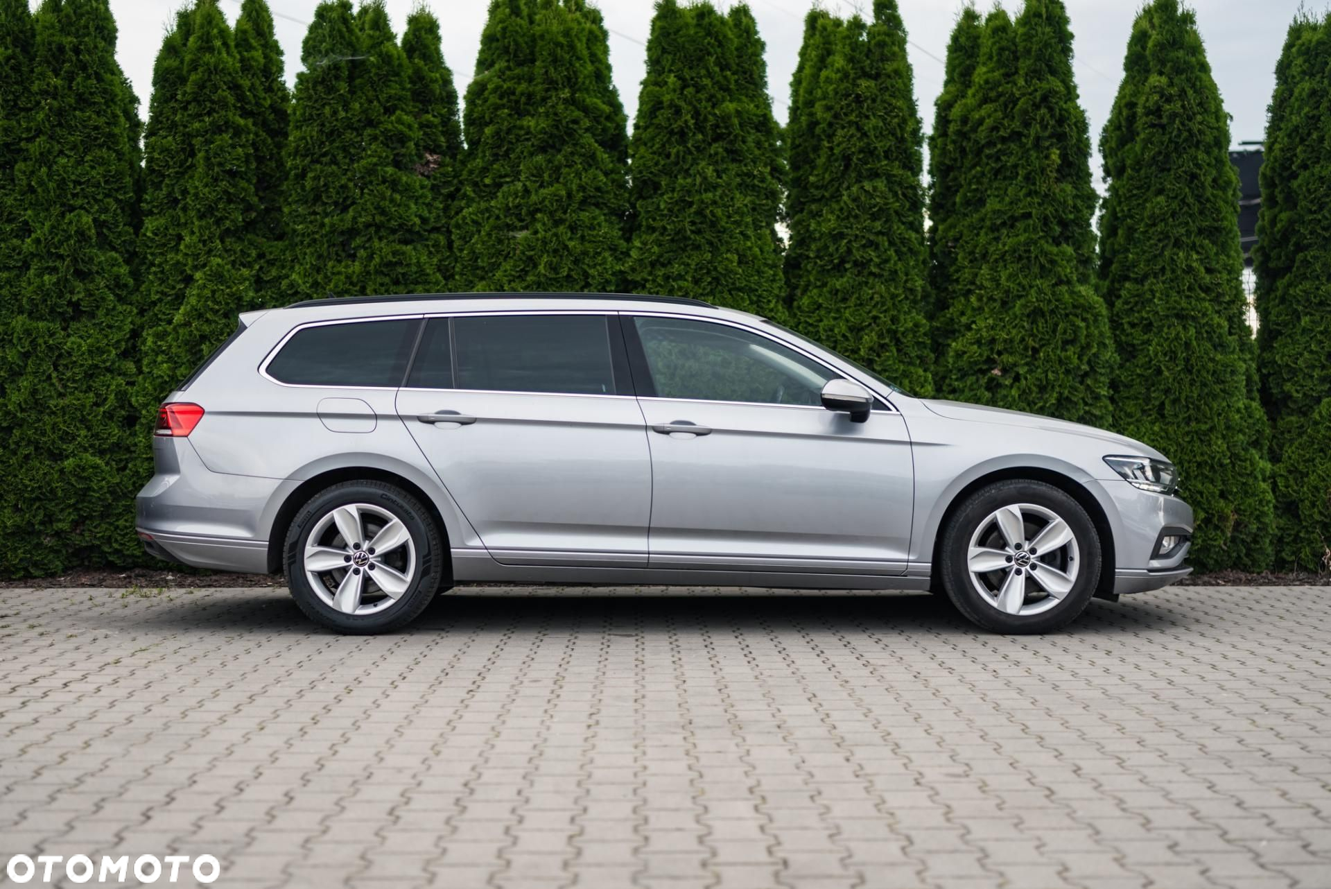 Volkswagen Passat - 8