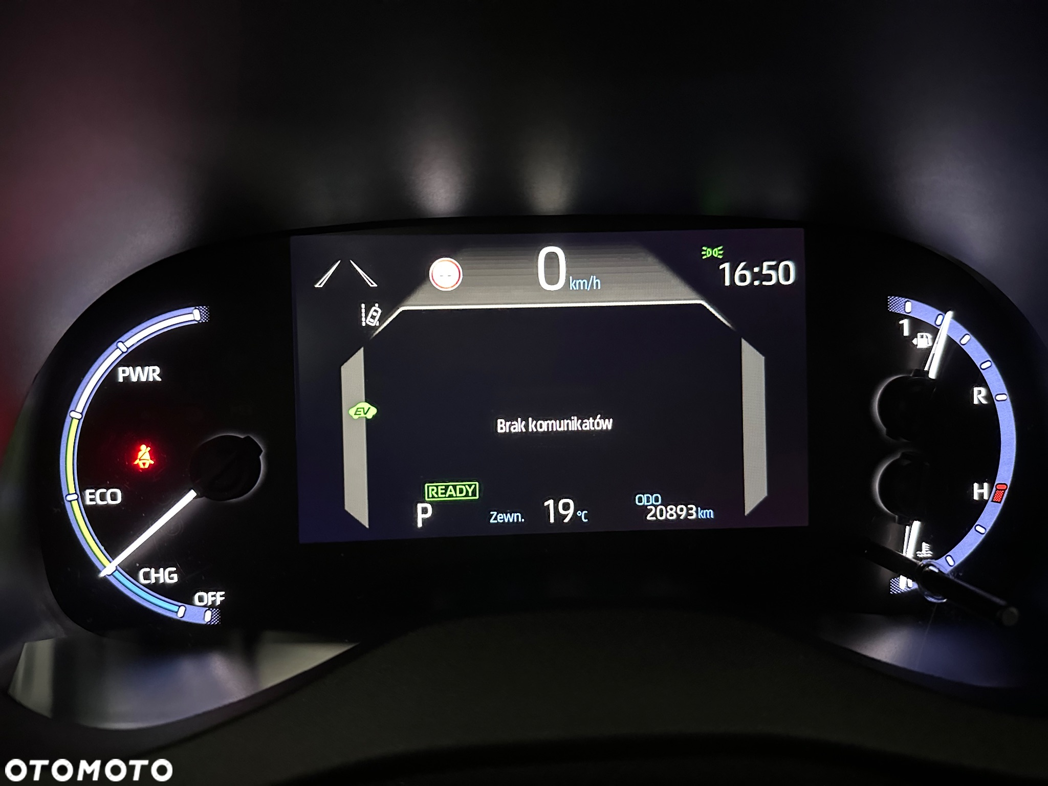Toyota Yaris Cross Hybrid 1.5 Adventure - 24