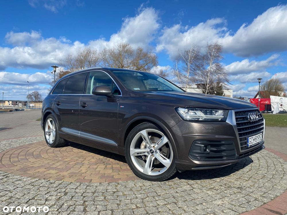 Audi Q7 - 7