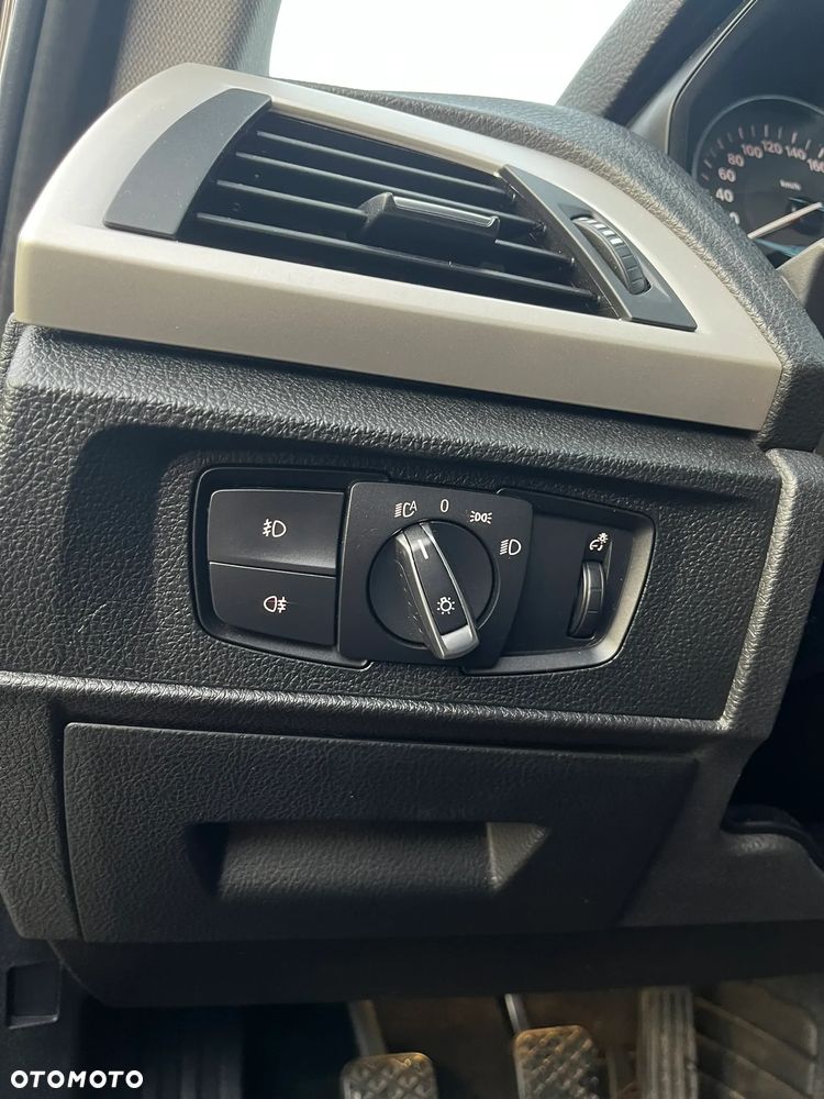 BMW Seria 1 120d - 17