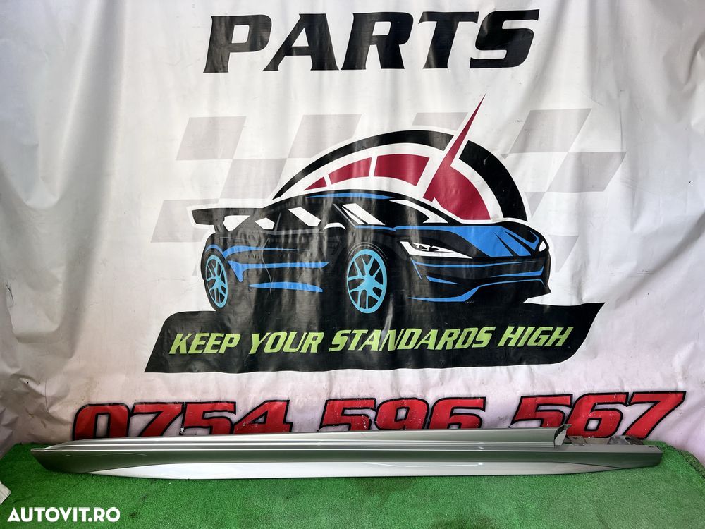 Mercedes C Class W206  Ornament Prag Dreapta AMG - 1