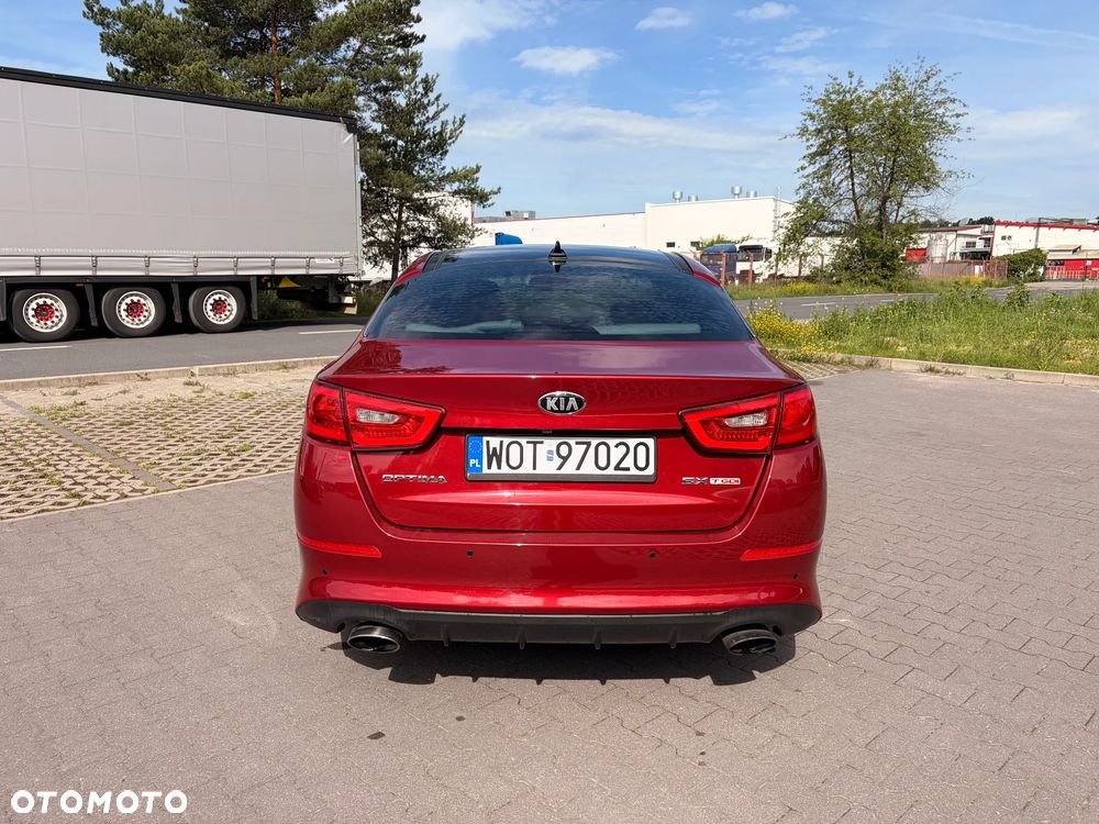 Kia Optima - 24