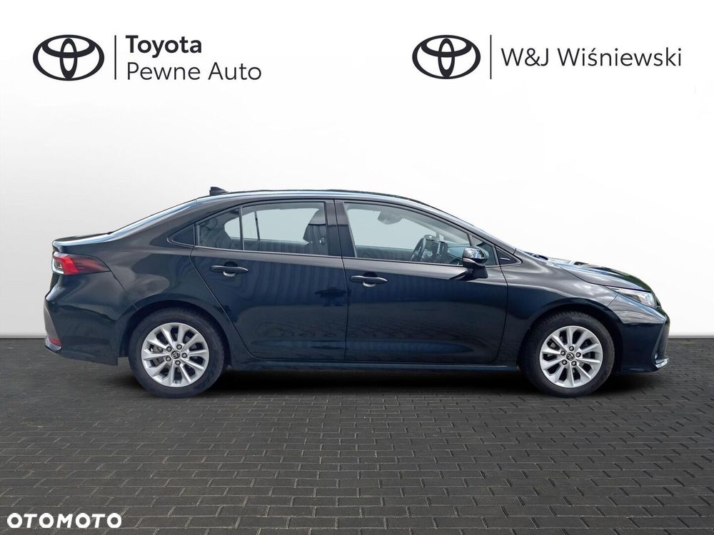 Toyota Corolla - 24