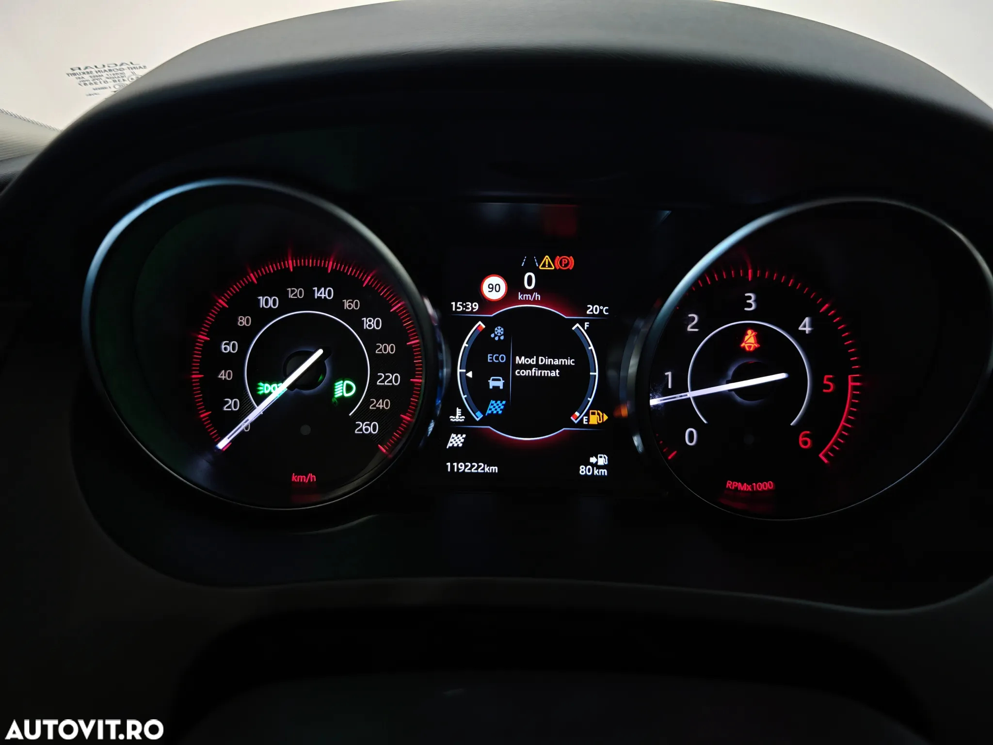 Jaguar E-Pace D150 - 11
