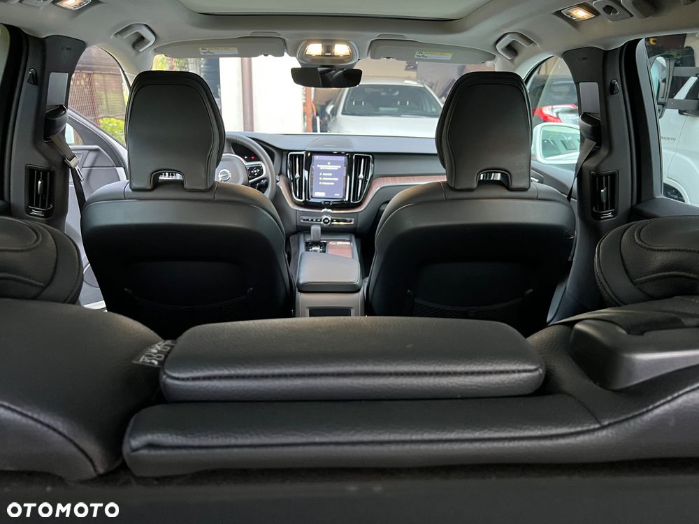 Volvo XC 60 B5 B Geartronic Momentum Pro - 15