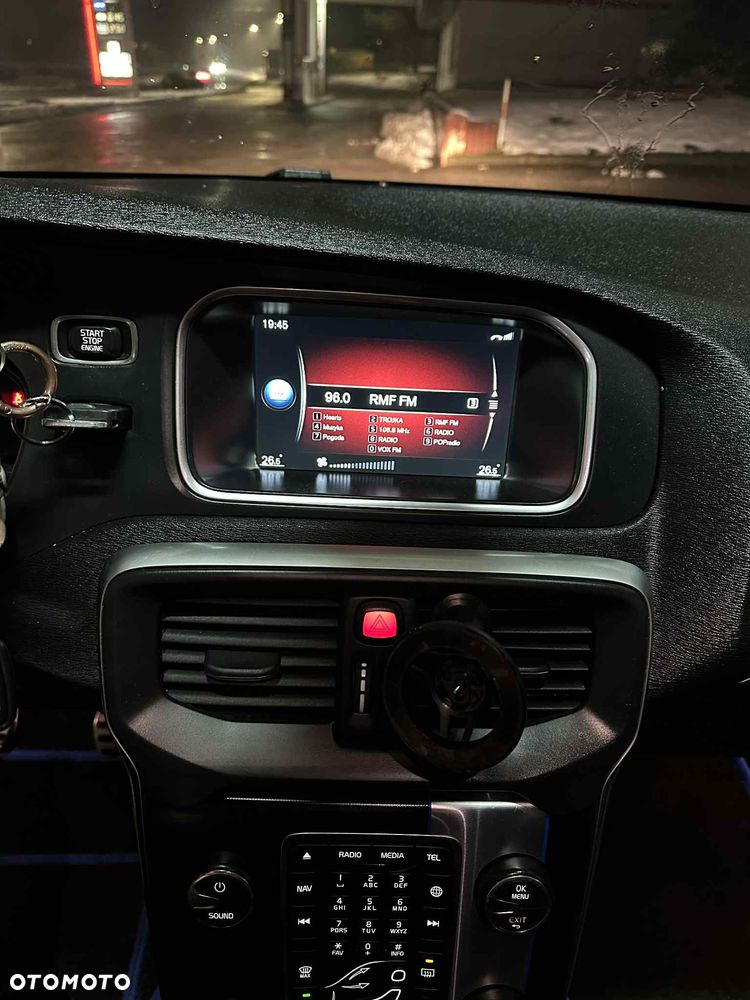 Volvo V40 D4 Drive-E R-Design Momentum - 14