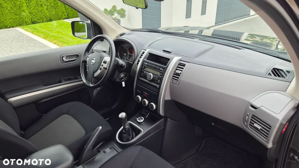 Nissan X-Trail 2.0 dCi 4x4 DPF XE - 15