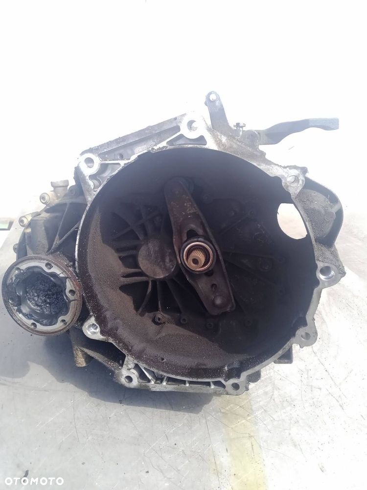 SKRZYNIA BIEGÓW FVF VOLKSWAGEN TOURAN 1.6 - 1