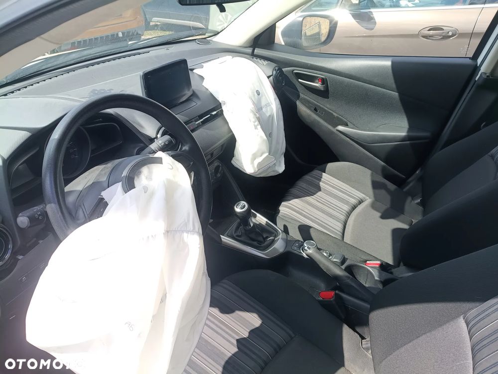 Mazda 2 SKYACTIV-G 75 Exclusive-Line - 7