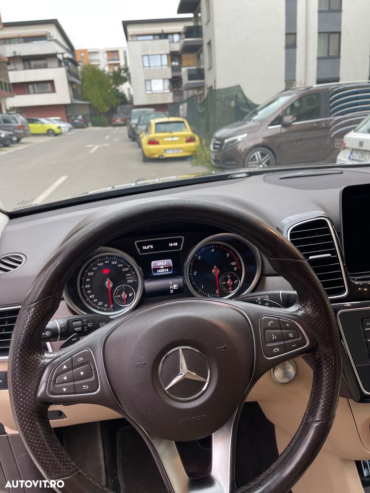 Mercedes-Benz GLE 250 d 4MATIC - 11