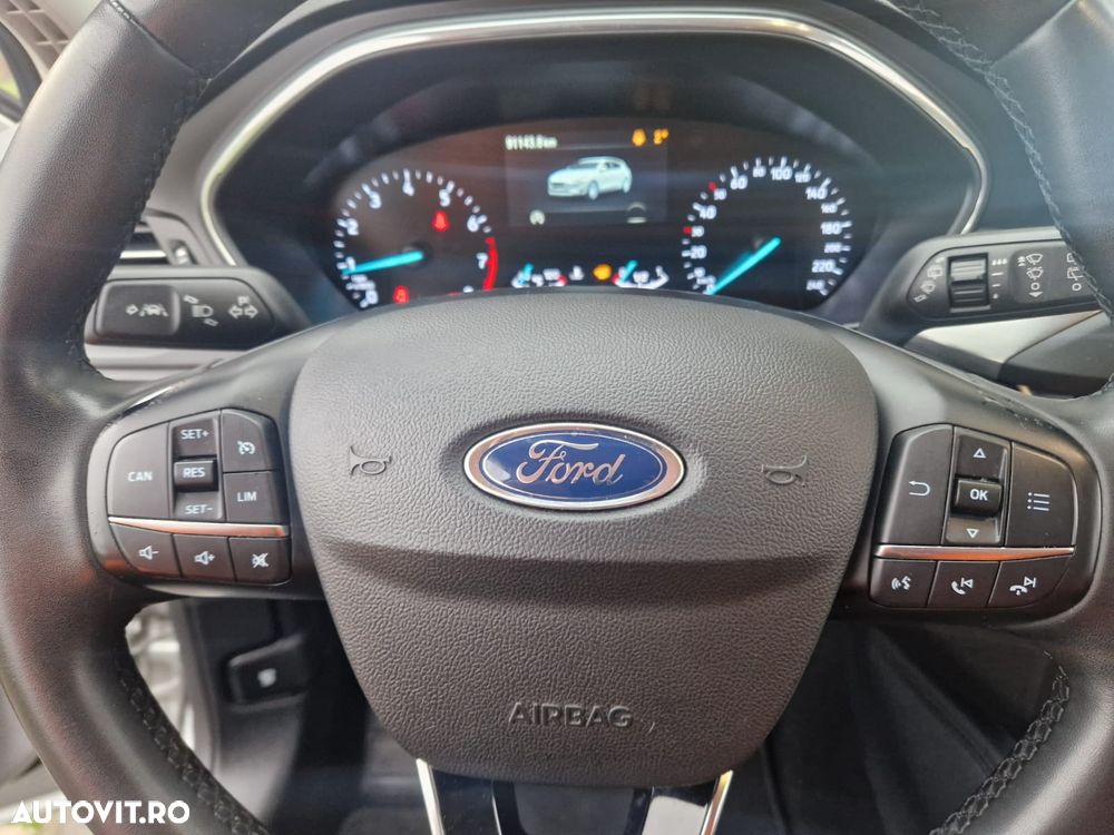 Ford Focus 1.0 EcoBoost Titanium - 10