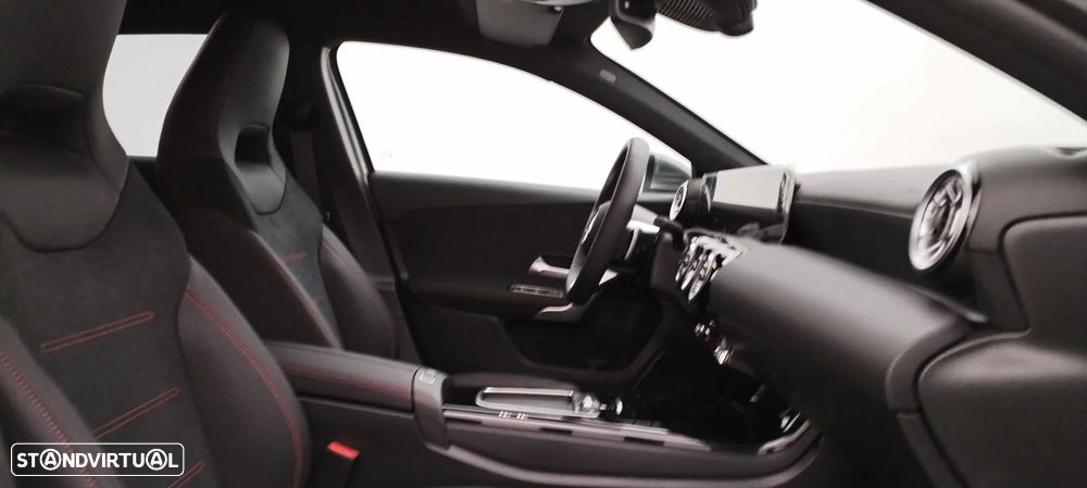 Mercedes-Benz A 200 AMG Line Aut. - 28