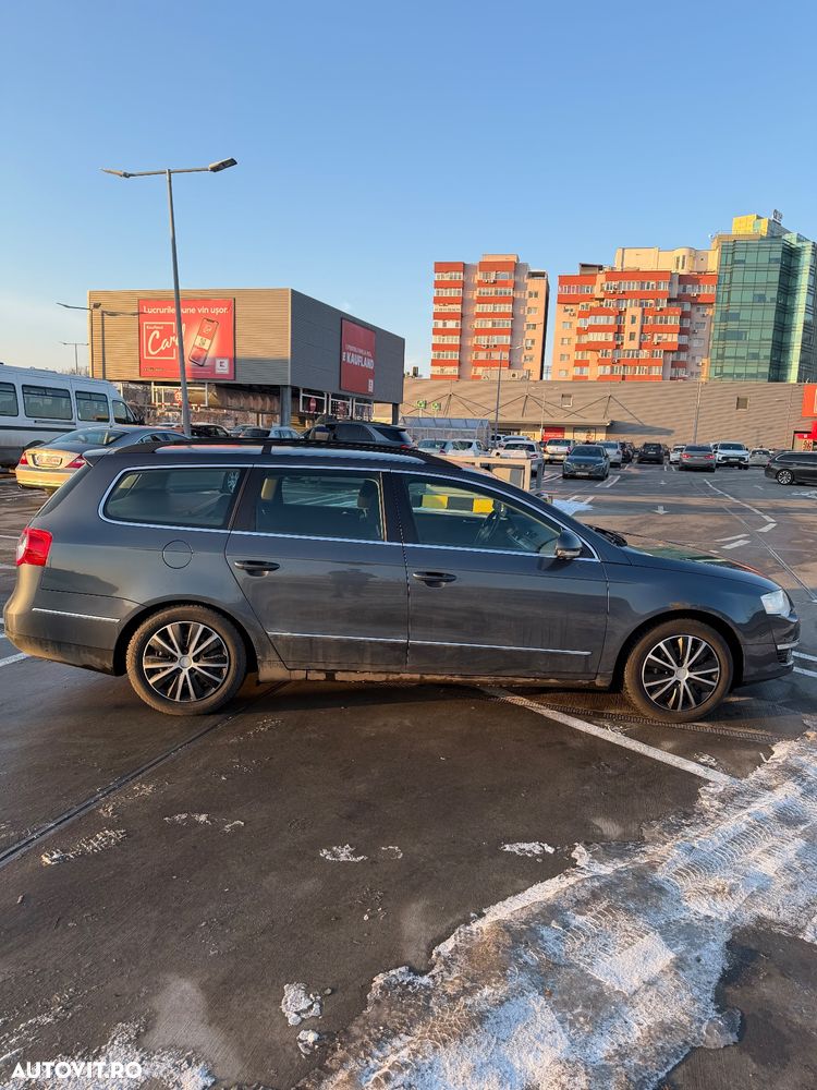 Volkswagen Passat 1.6 TDI DPF BlueMotion Technology Highline - 3