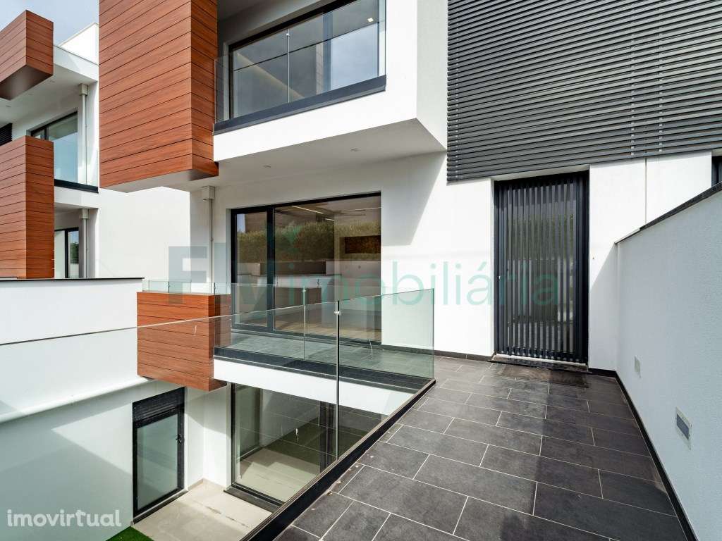Moradia T4 Canidelo, Vila Nova de Gaia - Grande imagem: 2/60