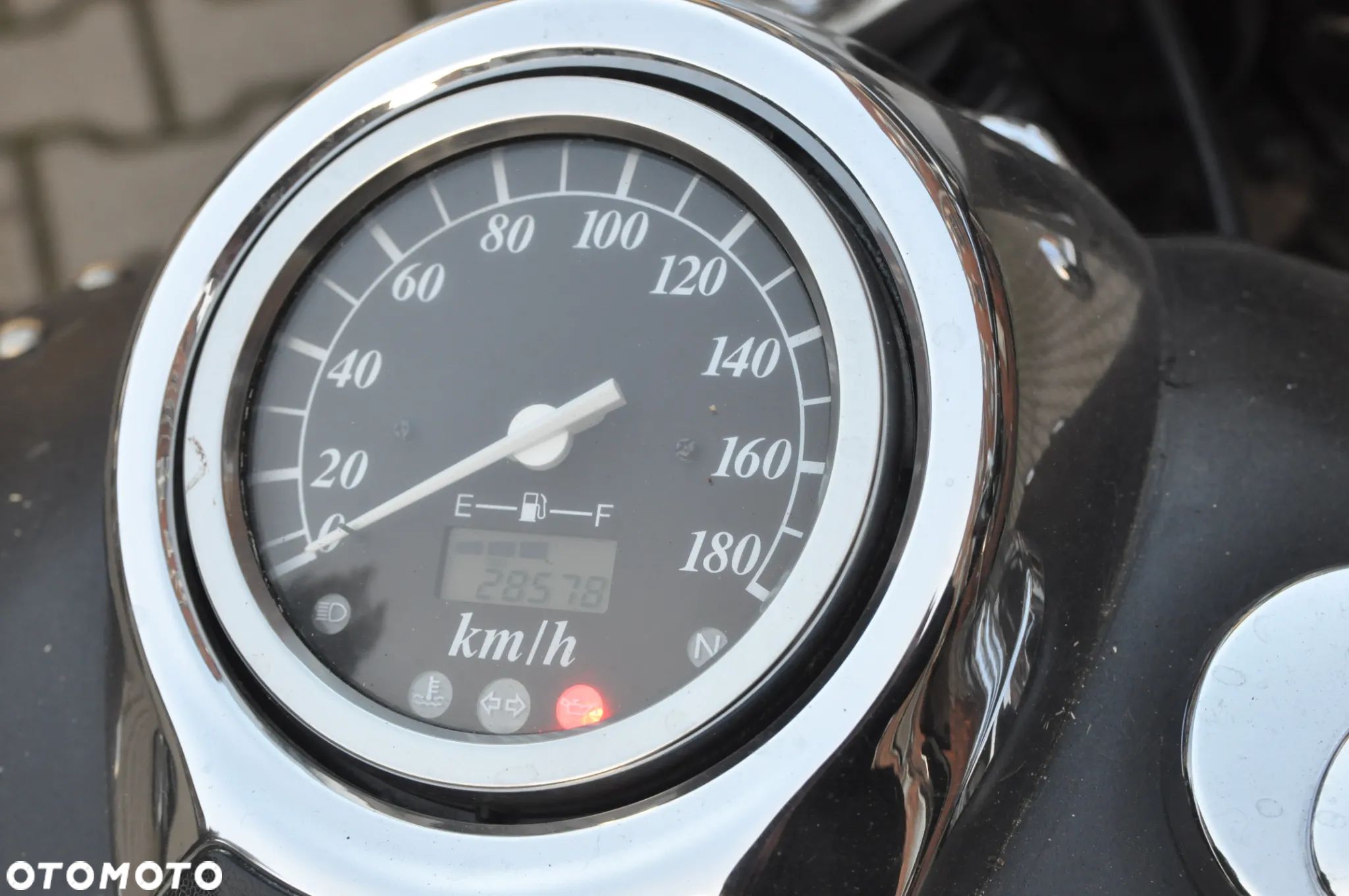 Suzuki VL 800 Volusia - 1