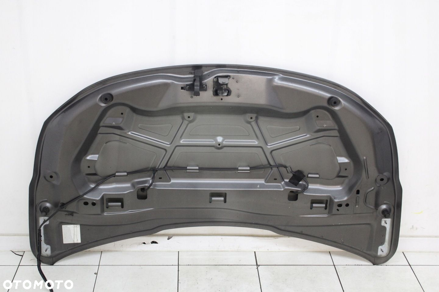 PEUGEOT 2008 I LIFT 2016R- MASKA POKRYWA SILNIKA EVL - KOD LAKIERU - 11