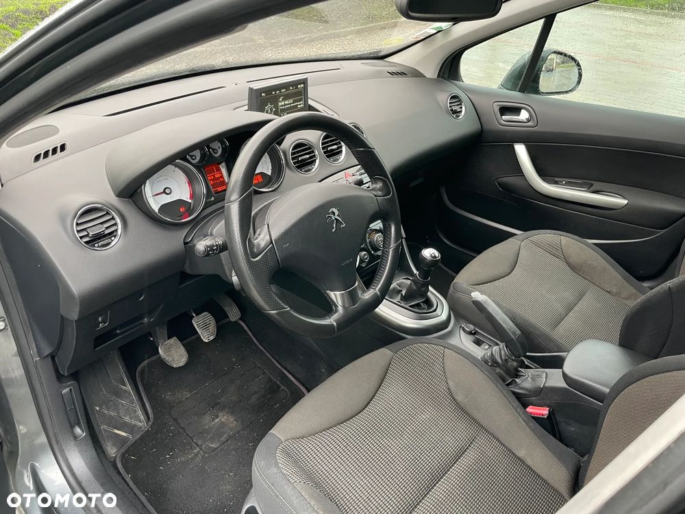 Peugeot 308 1.6 HDi Premium - 9