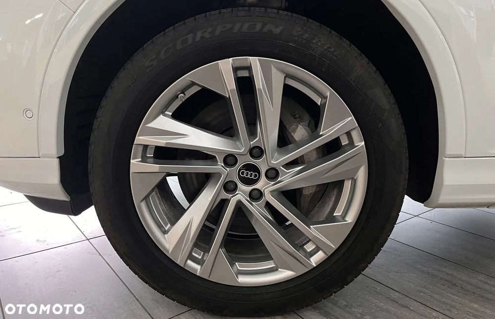Audi Q7 - 11