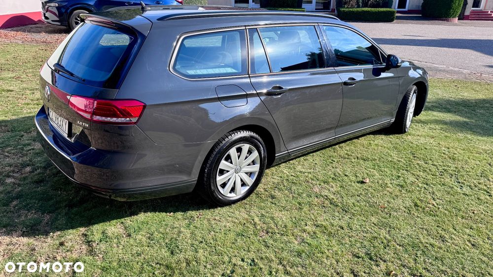 Volkswagen Passat - 3