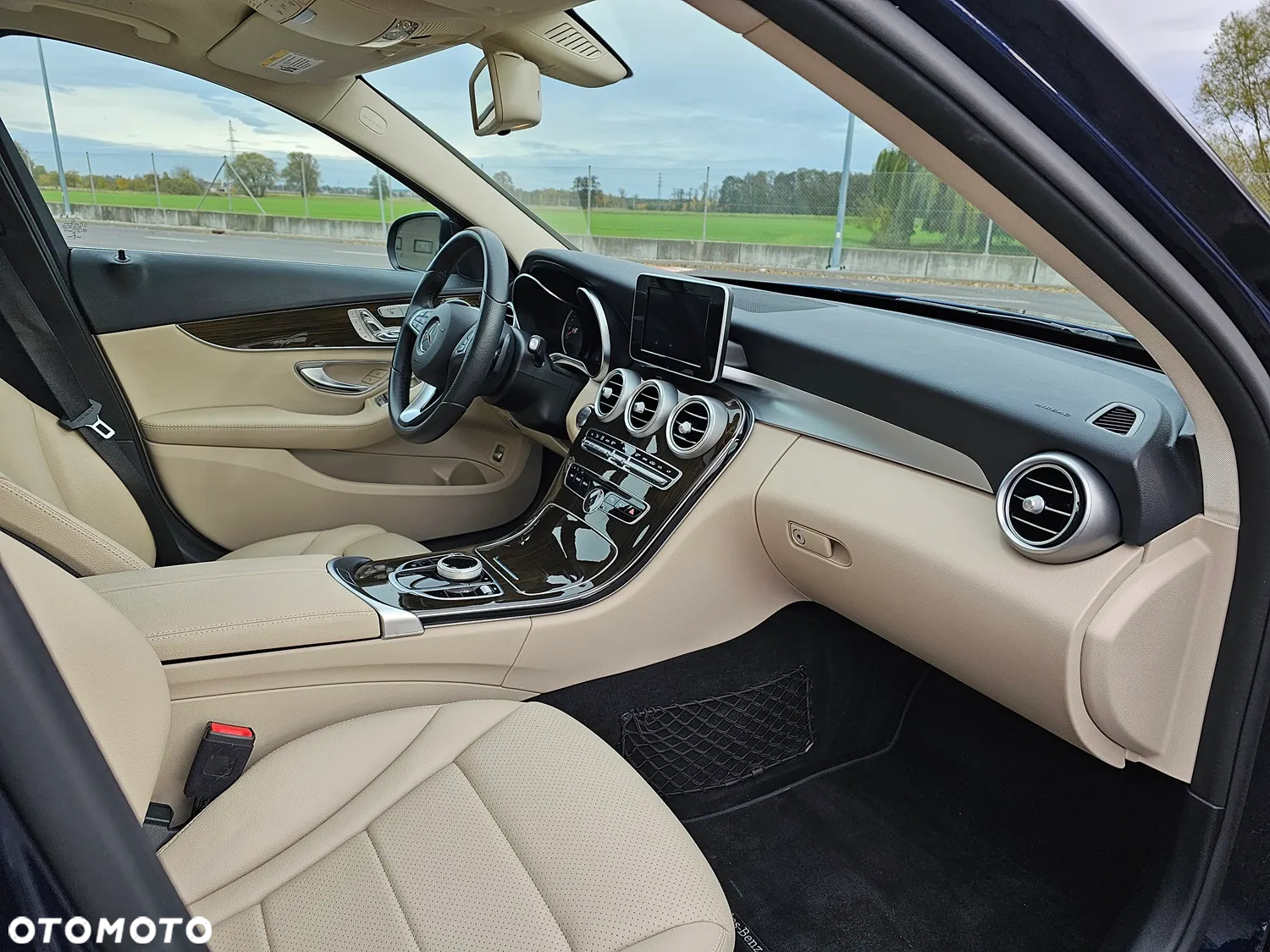 Mercedes-Benz Klasa C 300 7G-TRONIC - 20