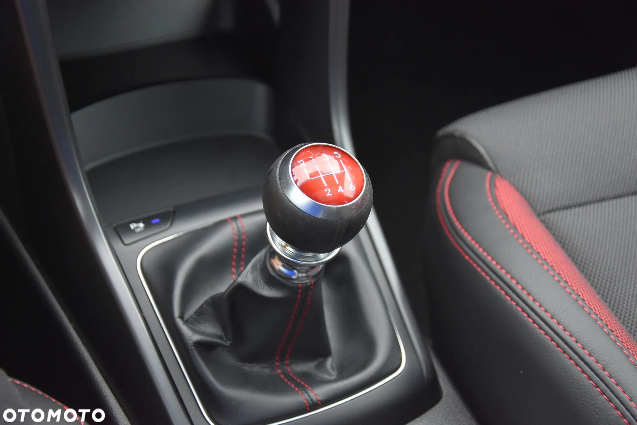Hyundai i30 1.6 GDI Turbo Sport - 32