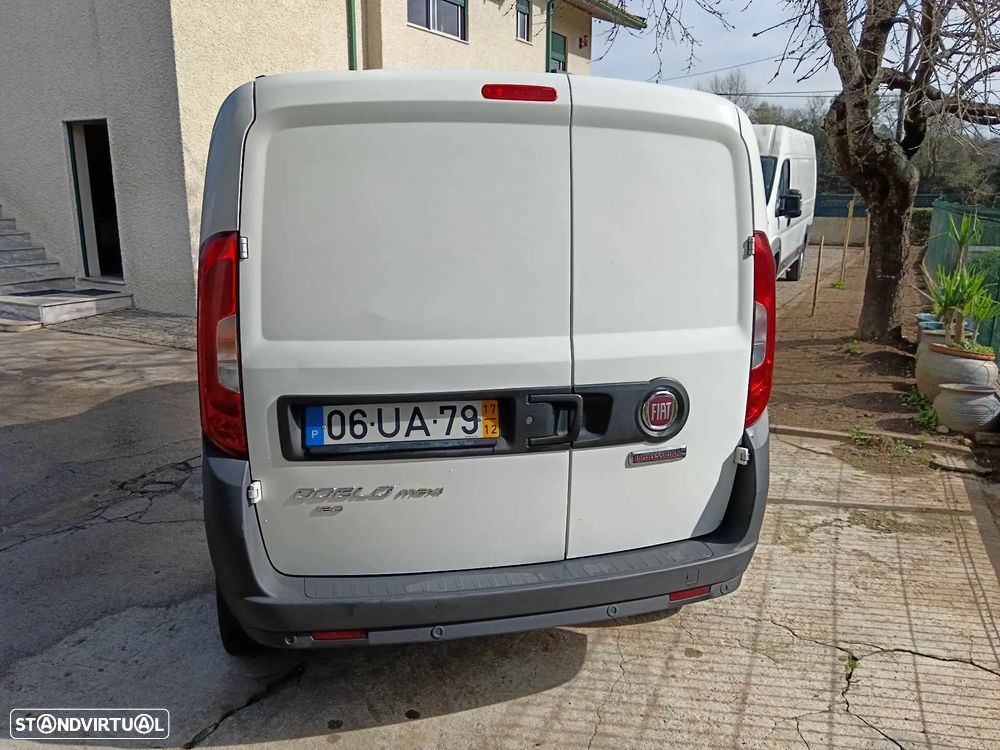 Fiat Doblo 1.6 MTJ MAXI 3 LUGARES - 5