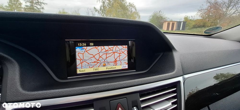 Mercedes-Benz Klasa E - 16