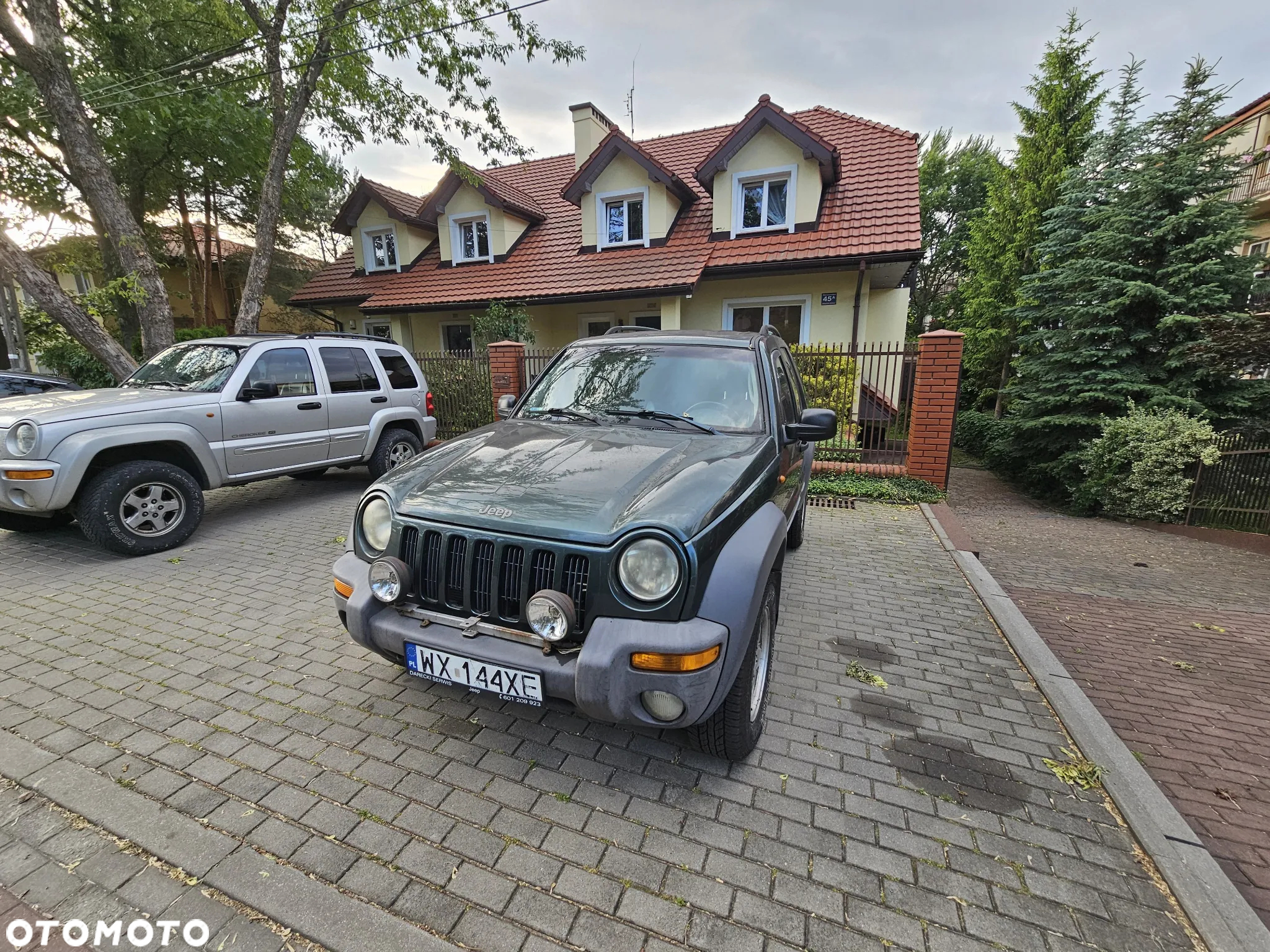 Jeep Cherokee 3.7L Sport - 8