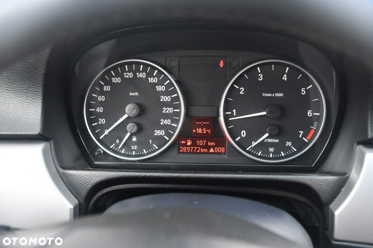 BMW Seria 3 - 23