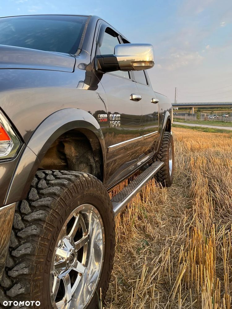 Dodge RAM 1500 5.7 4x4 - 6