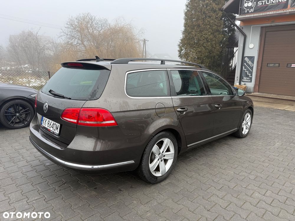 Volkswagen Passat 2.0 TDI Comfortline DSG - 5
