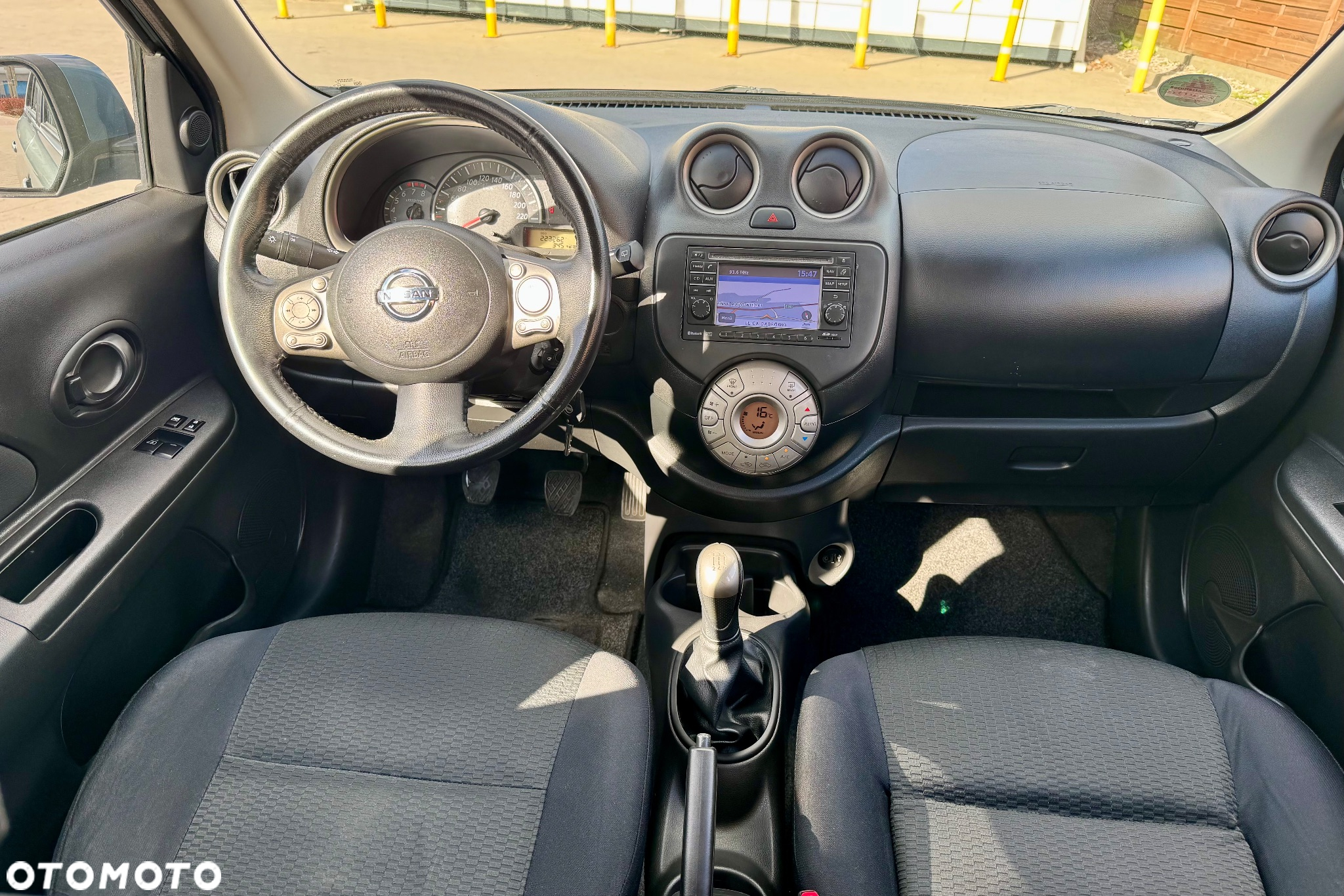 Nissan Micra 1.2 Tekna - 18