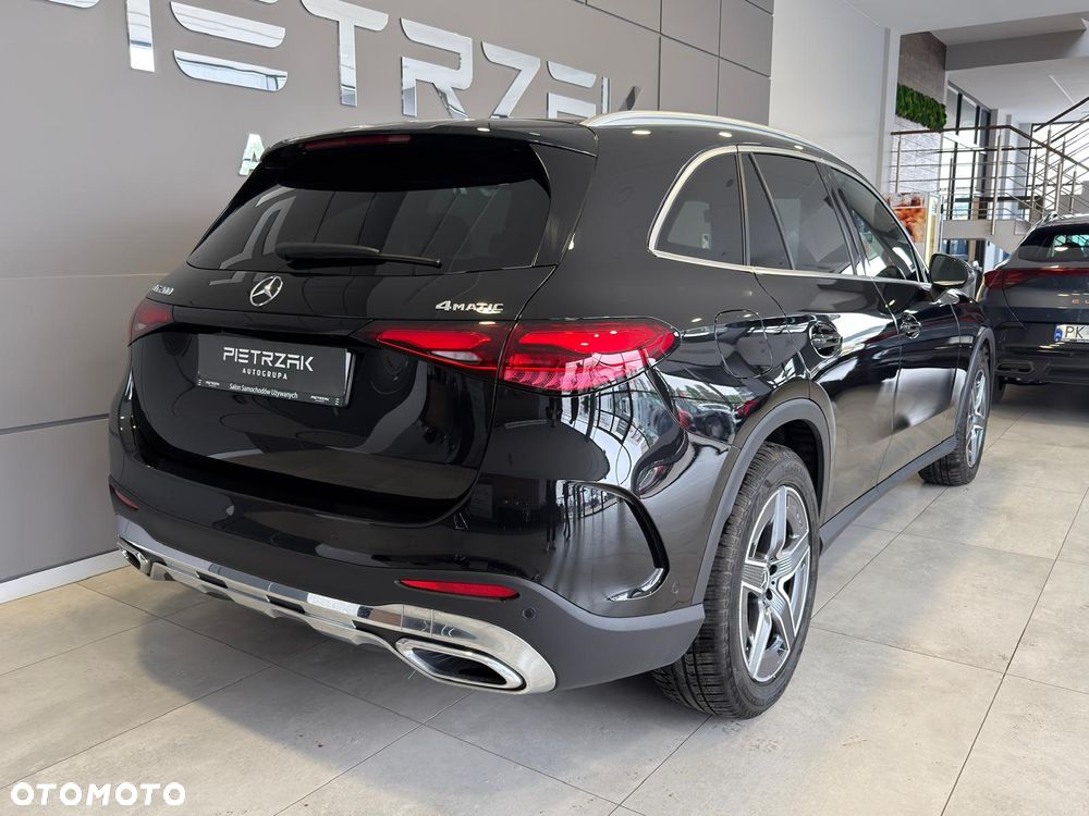 Mercedes-Benz GLC - 4
