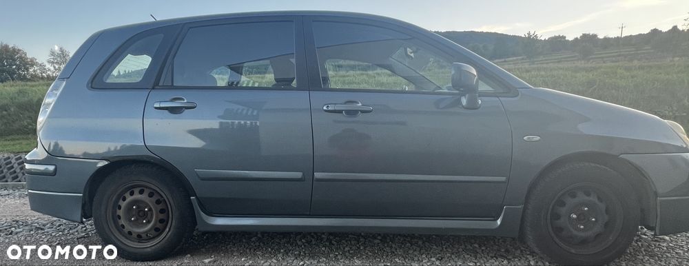Suzuki Liana - 4