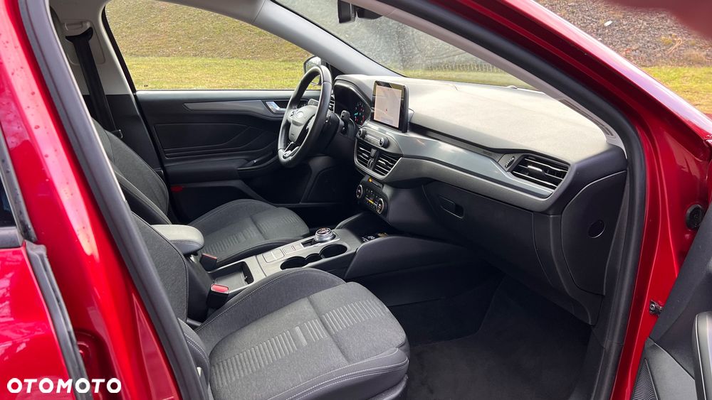 Ford Focus 1.0 EcoBoost Hybrid ACTIVE DESIGN - 12