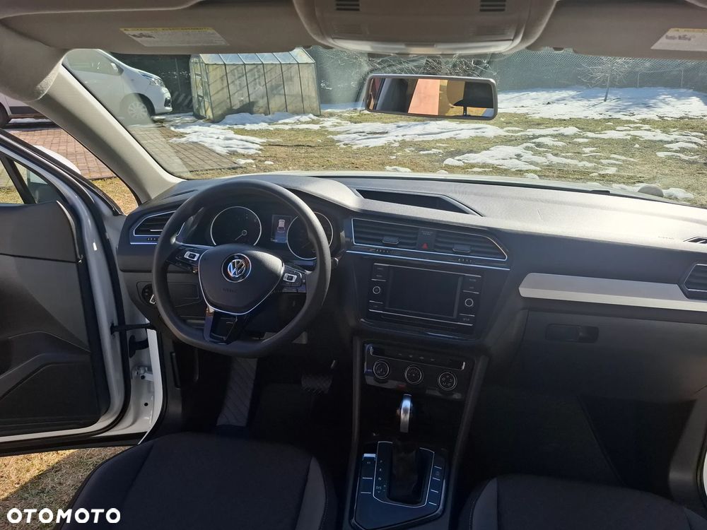 Volkswagen Tiguan - 15