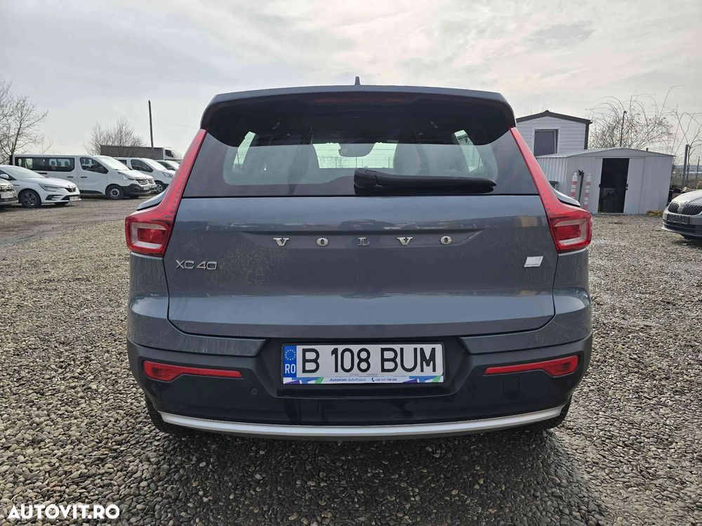 Volvo XC 40 - 4