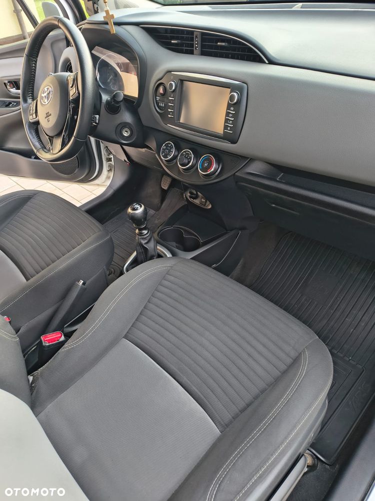 Toyota Yaris 1.5 Active - 5