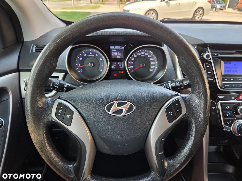Hyundai i30 1.4 Classic - 12