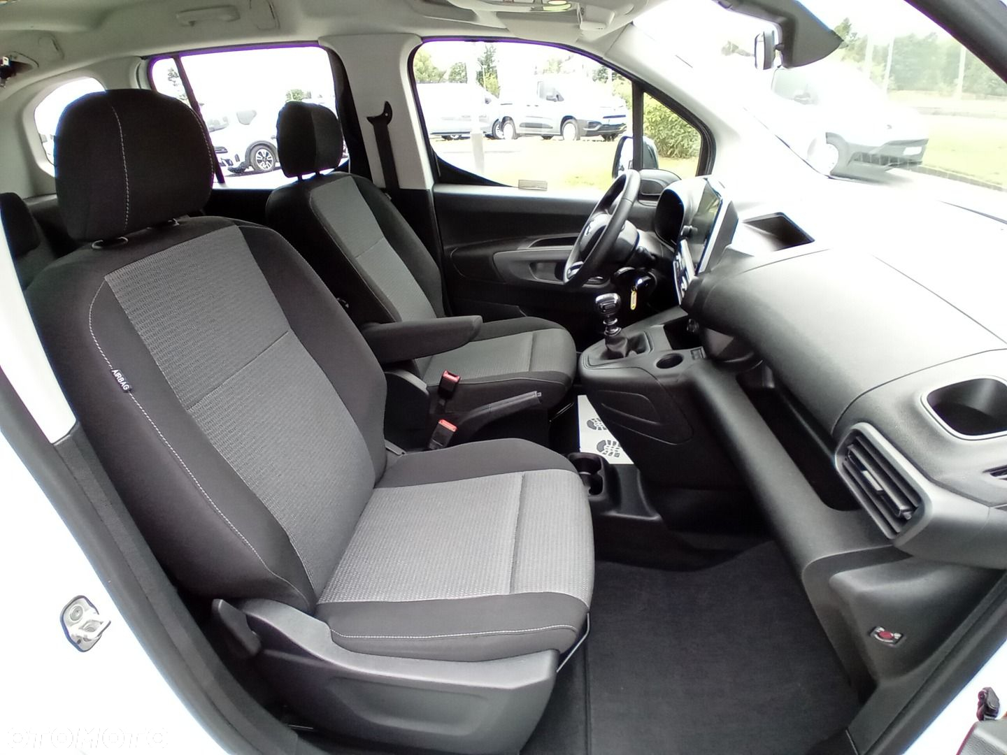 Toyota Proace City Verso 1.5 D-4D Business - 28