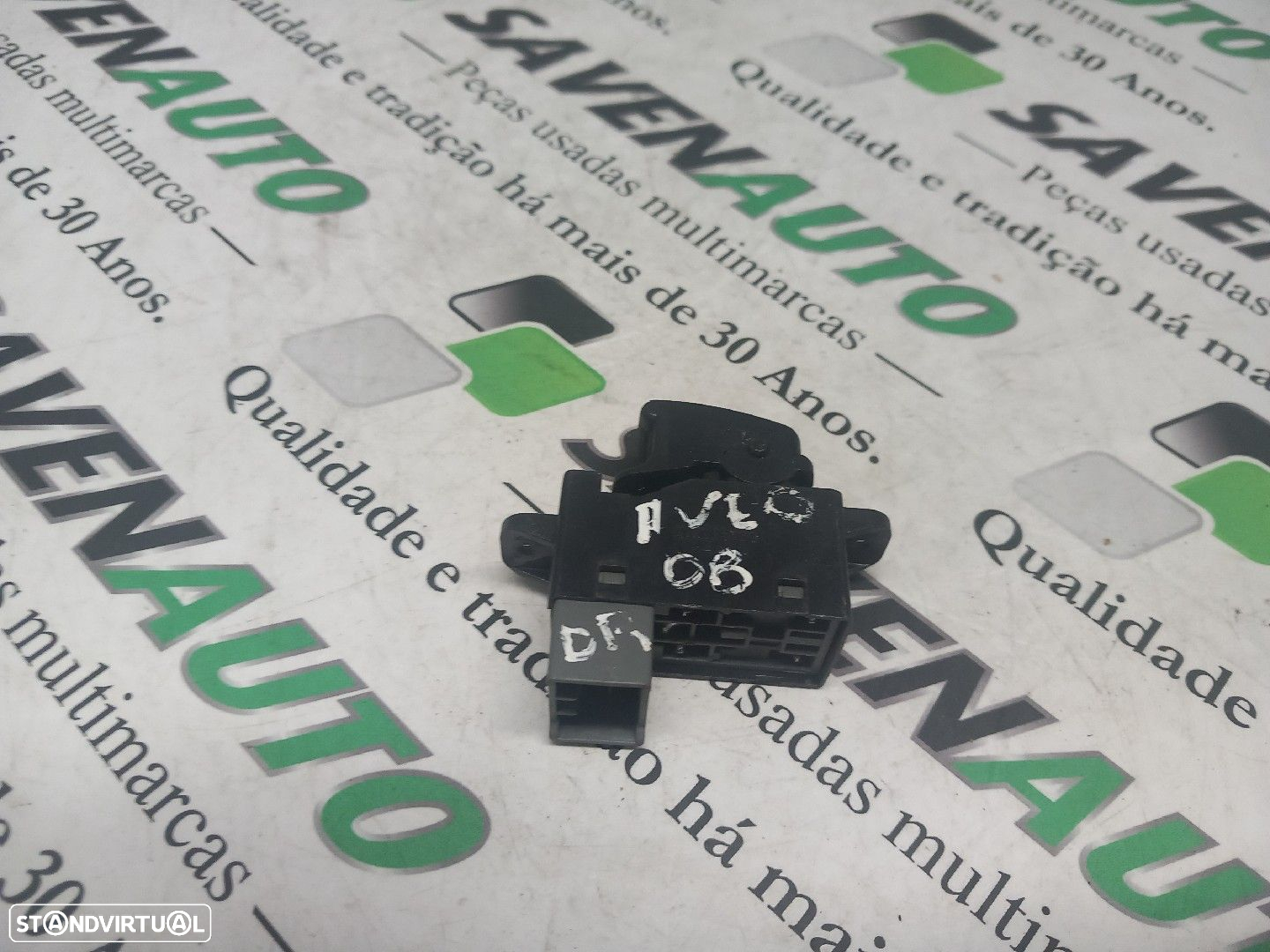 Botão / Botões / Comutador Vidro Dto Chevrolet Aveo / Kalos Hatchback - 2