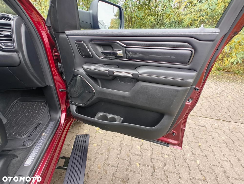 RAM 1500 5.7 Crew Cab Limited - 12