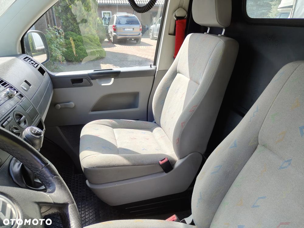 Volkswagen T5 - 8